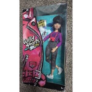 NIB Wild Hearts Crew Kenna Roswell Doll Mattel Fashion Photographer Play
